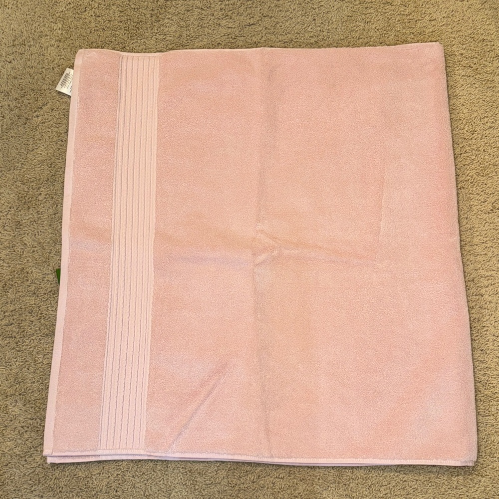 kate spade Soft Pink Bath Towel - Picture 7 of 12